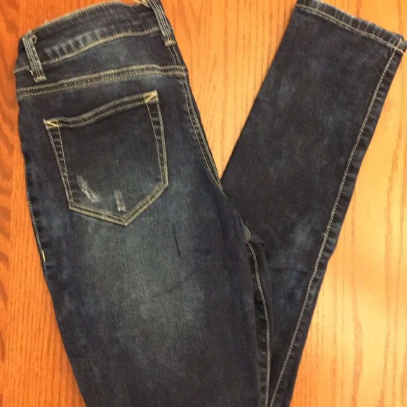 Maurices distressed jegging/jean - Picture 3 of 7